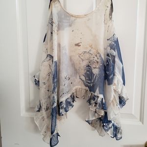 Ruffle bottom floral tank